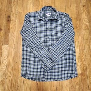 Johnnie O flannel hanging out button down‎ shirt